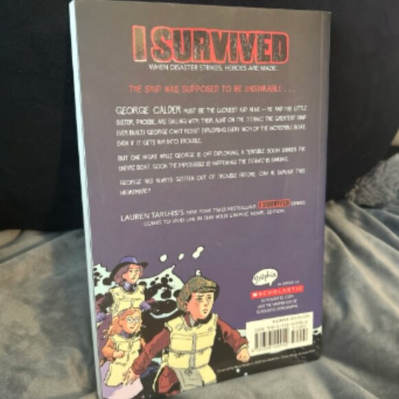 I Survived The Sinking of the Titanic 1912 Paperback Childrens Graphic Novel - Picture 2 of 2